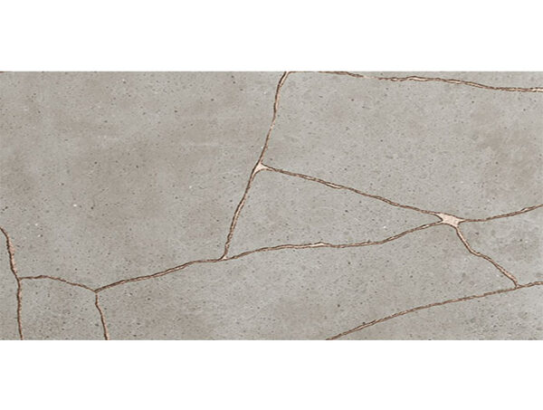 Dlažba svetlo šedá matná s medenou žilou 60,4x120,8cm KINTSUGI Hibi Fog